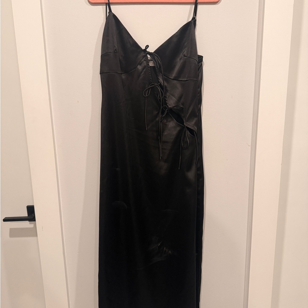 Chic Black Backless Dress